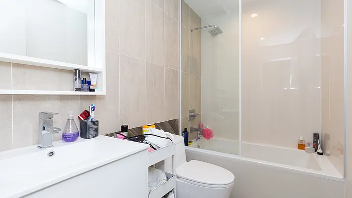 Rented by Nooklyn NYC LLC | media 40