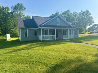 44 Kimball St, Richmond, ME 04357