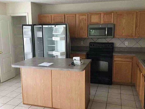 3rd image of 12490 S Collinswood Dr