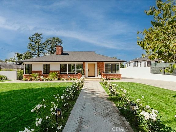 2nd image of 941 Sherlock Dr