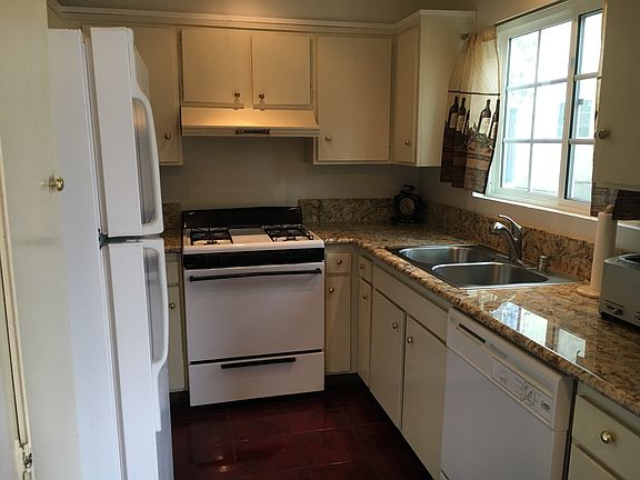 4th image of 8545 Burnet Ave Unit D