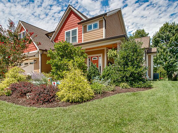 3rd image of 227 Riverwatch Cir