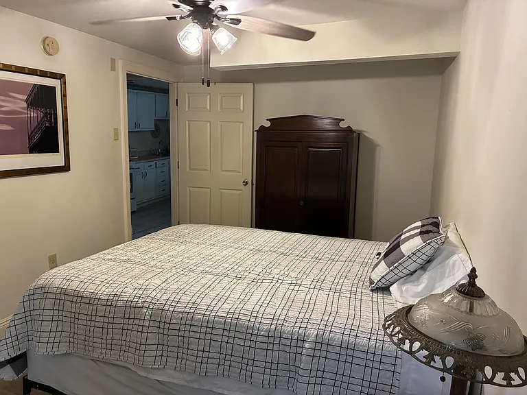 3301 Napoleon Ave — Photo 9