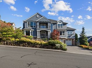 4906 NW Highpoint Dr, Camas, WA 98607
