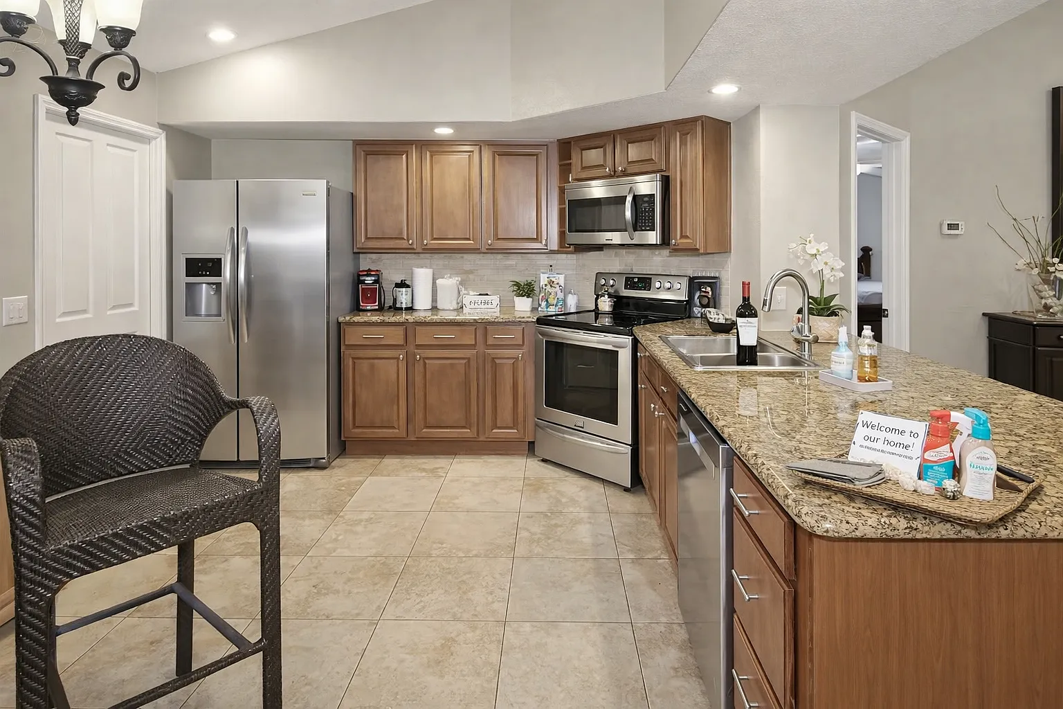 3 bed, 1525 sqft, $1,900 — Photo 3