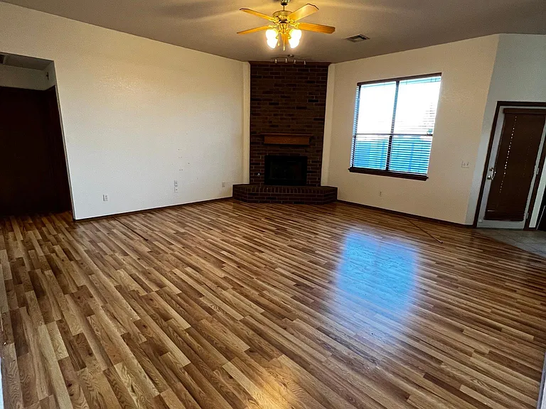 16212 Osceola Trl — Photo 1