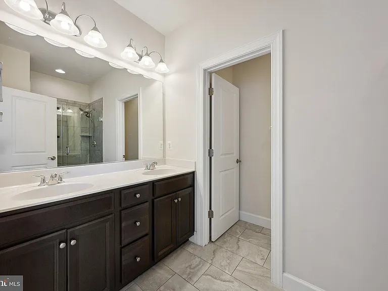 13827 Litespeed Way — Photo 16