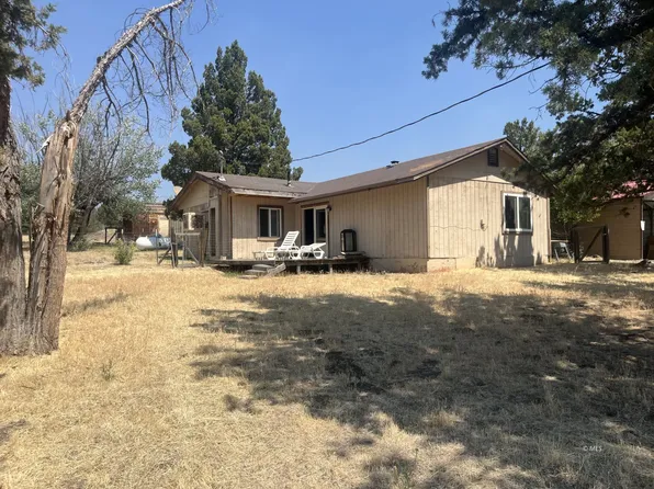 137 Lion Ln, Alturas, CA 96101