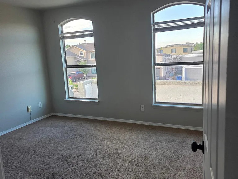 14377 Whisper Mare Ct — Photo 25