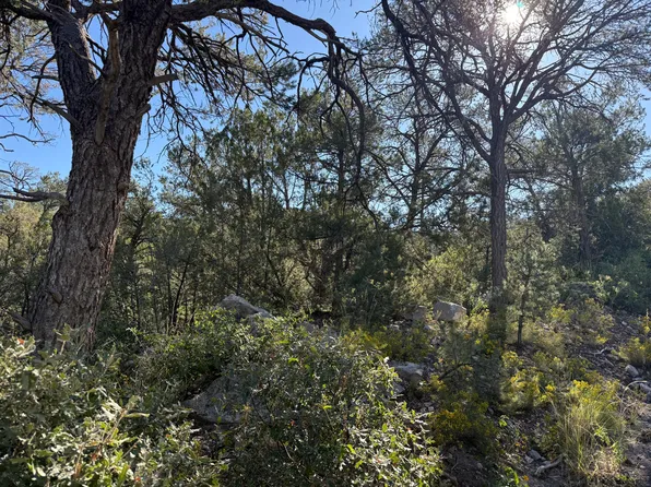 36 Gilbert Pl, Sandia Park, NM 87047