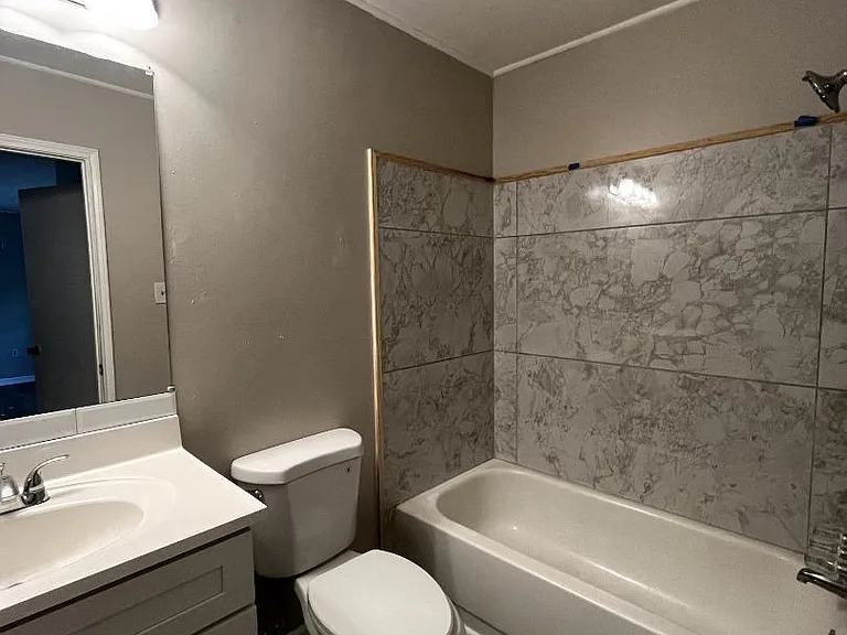 3482 King Bradford Dr #D-B — Photo 9
