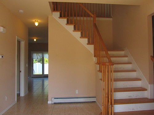 3rd image of 7 Bells Ct