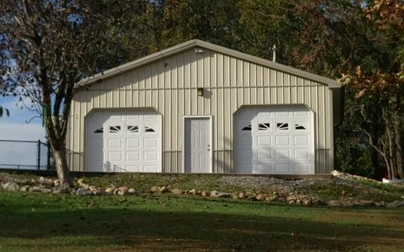 2nd image of 970 Joey Dr