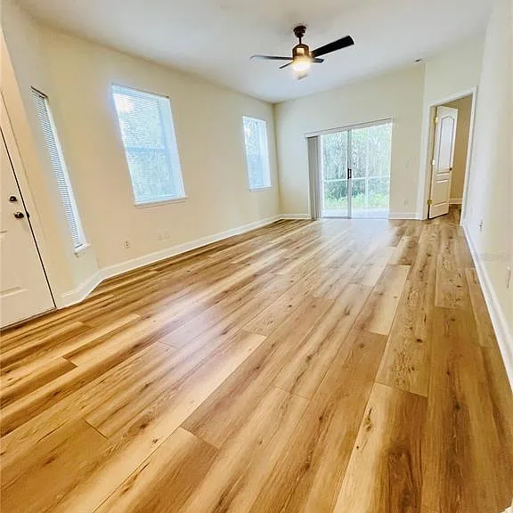 1920 Heron Cove Dr #1920 — Photo 3