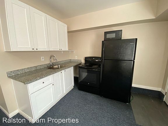 3rd image of 3644 Central Ave