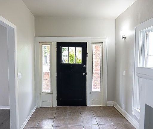 2nd image of 413 E Hazel Ave