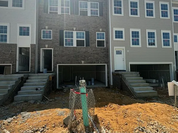 23594 Highliner Way, California, MD 20619