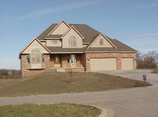 11025 Oregon Ln, Crown Point, IN 46307