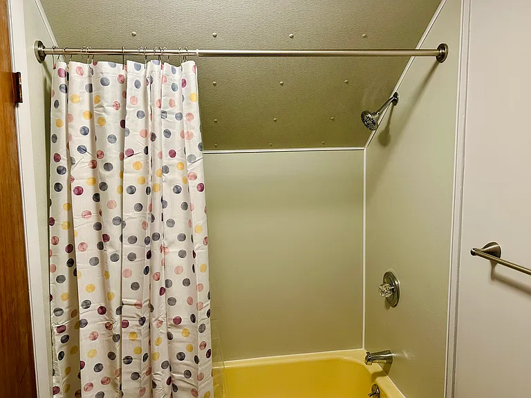 BATHTUB
