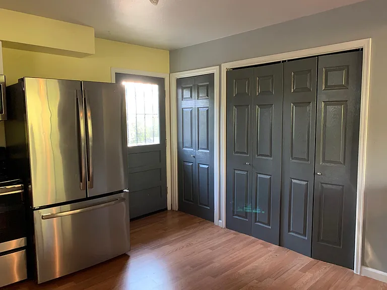 6233 S Sterne Pkwy — Photo 5