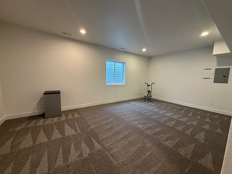 1328 S Papago Dr — Photo 17