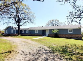 34204 Pleasant Valley Rd, Wister, OK 74966