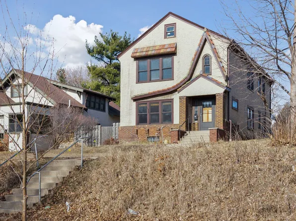 217 Cedar Lake Rd N, Minneapolis, MN 55405