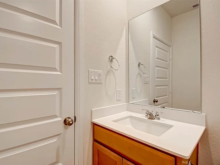 18827 Carlisle Landing Ln — Photo 26