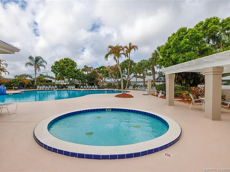 2198 SW Mayflower Dr — Photo 49