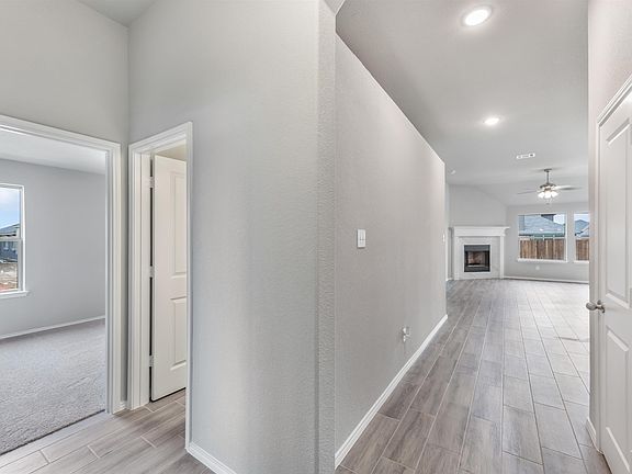 2nd image of 4401 Pentridge Dr