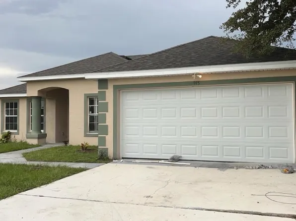 915 Picardy Dr, Kissimmee, FL 34759