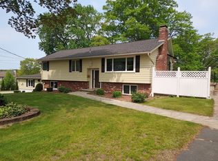 21 Glezen St, Worcester, MA 01604
