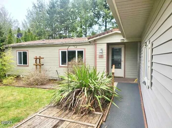 1410 SW Fore St, Waldport, OR 97394