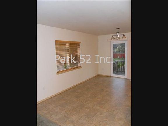 3rd image of 222 174th St E