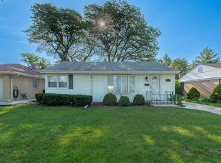 1215 Webster Ln, Des Plaines, IL 60018