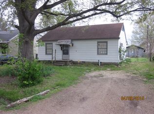 405 McCool St, Greenwood, MS 38930