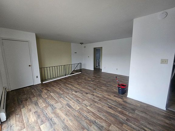 4th image of 4 Fortune Rd #4G