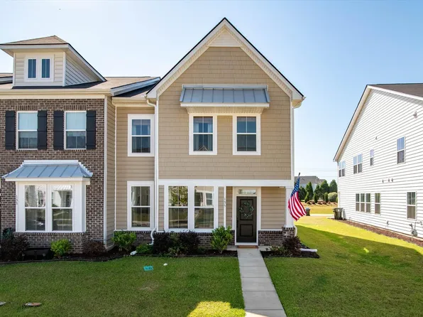 135 Pine Gate Dr, Summerville, SC 29483