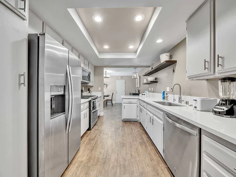 3750 Forest Glen Rd — Photo 8