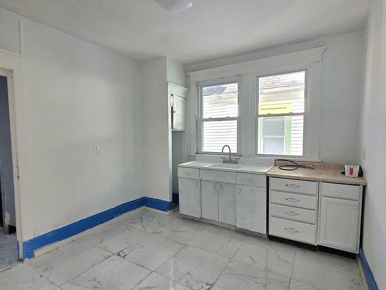 82 Butler Ave #2 — Photo 11