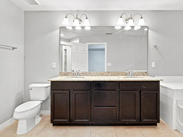 4822 Matteo Trl — Photo 12