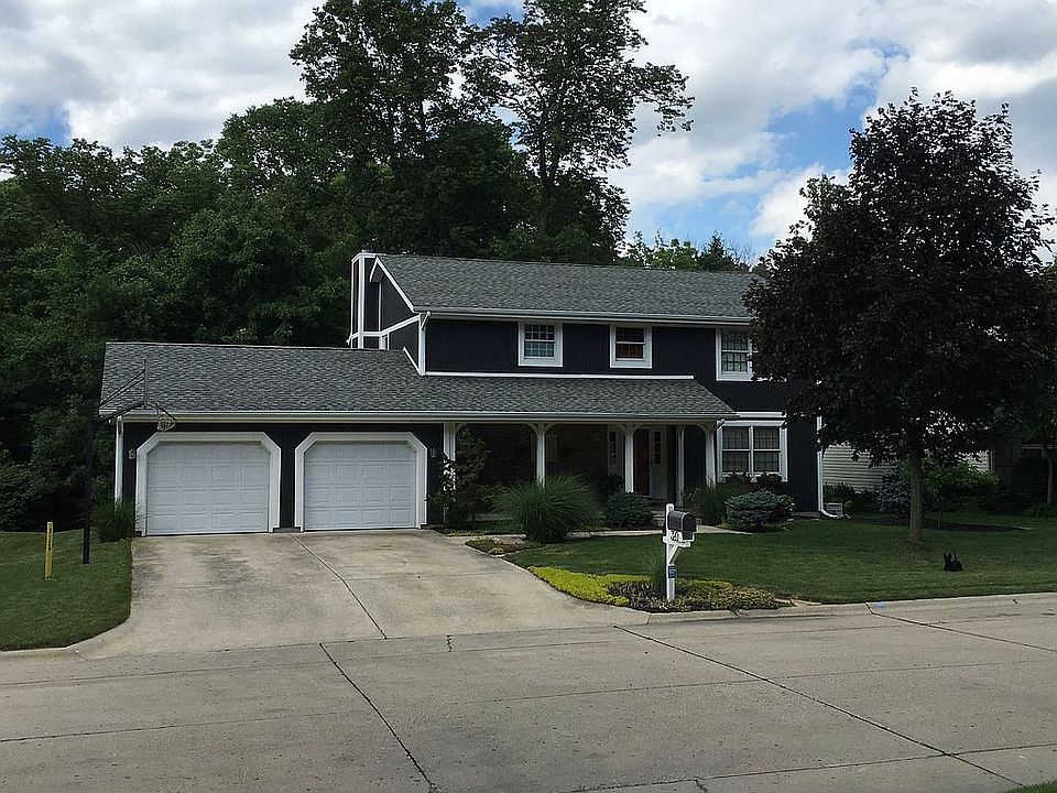 1st image of 320 Plateau Dr