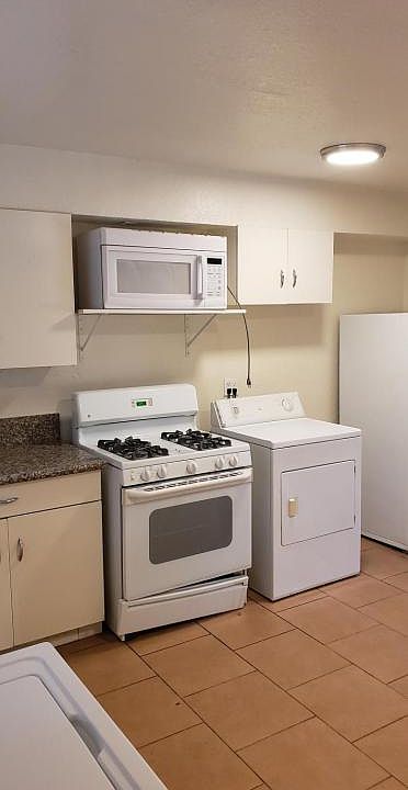 2nd image of 1655 D St