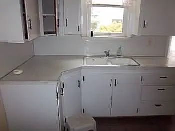 5th image of 241 Division St #1