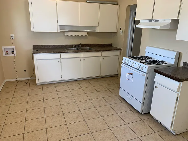 10133 Cork Dr — Photo 5
