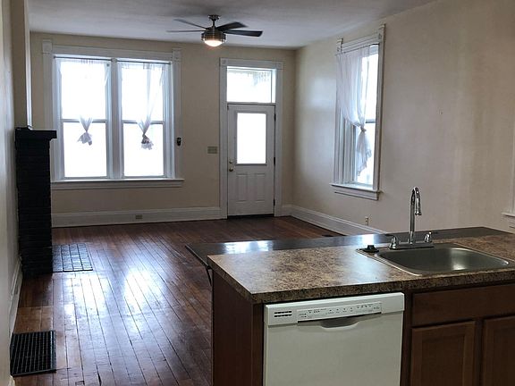 3rd image of 3079 Massachusetts Ave Unit 1