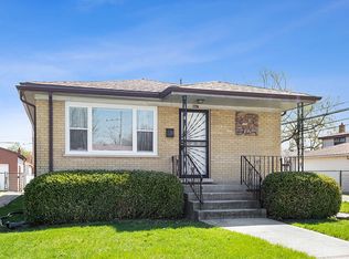 667 Superior Ave, Calumet City, IL 60409