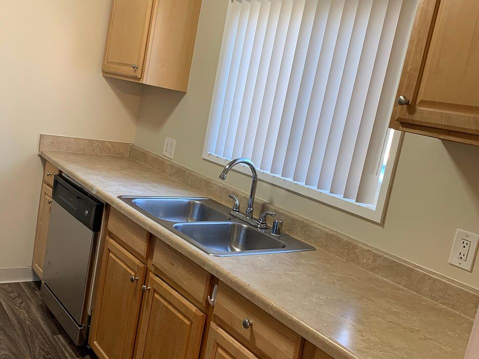 1st image of 123 N El Camino Real APT 3