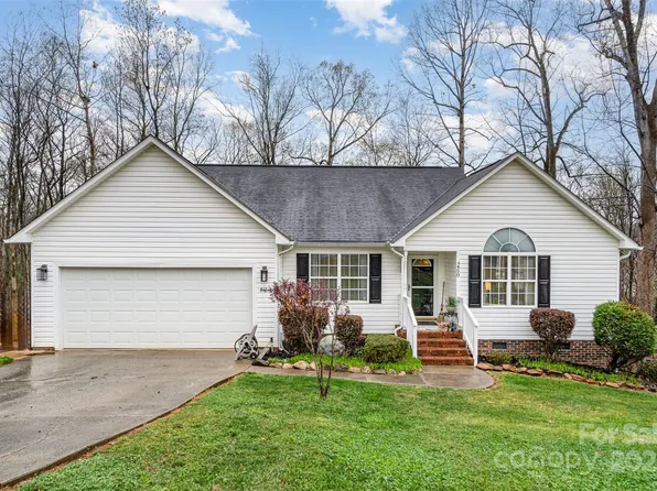 450 Willetta Pl NW, Concord, NC 28027