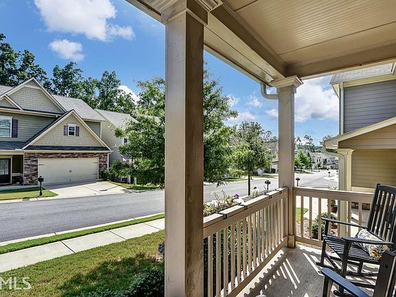 4th image of 622 Georgia Way